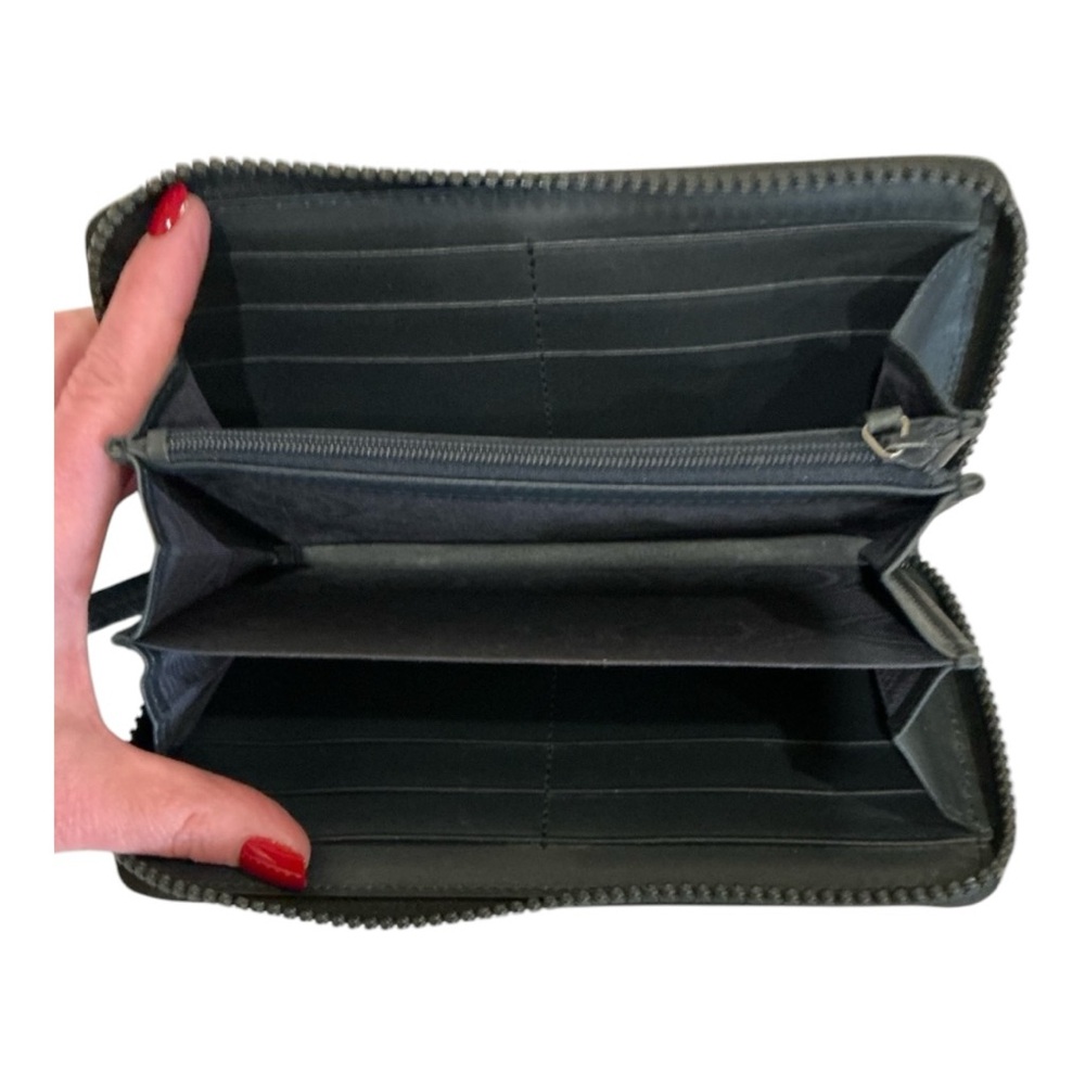 ✨💎FULL INCLUSION✨💎 GUCCI Blooms Zippy wallet/clutch w/Dusty & GWP - Picture 3 of 10